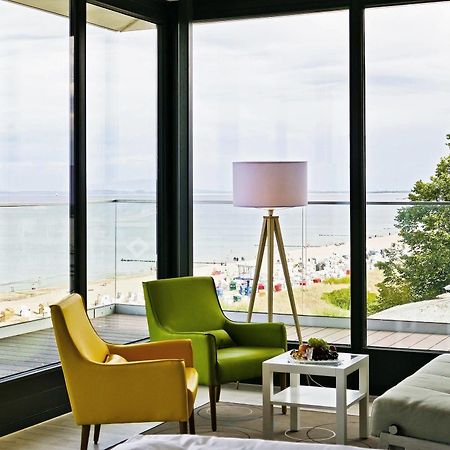 Seetelhotel Kaiserstrand Beachhotel 제바트헤링스도르프 외부 사진