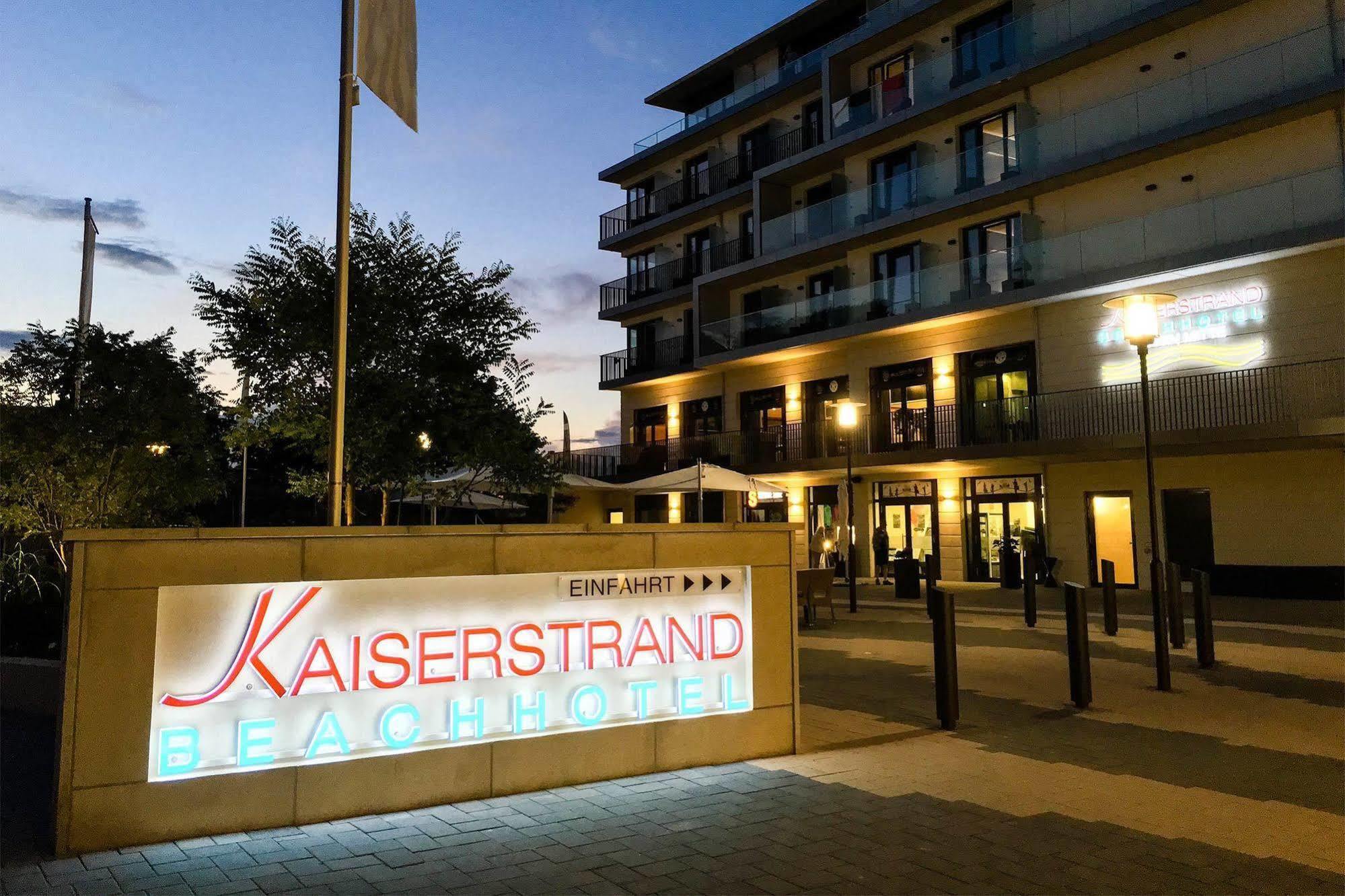 Seetelhotel Kaiserstrand Beachhotel 제바트헤링스도르프 외부 사진
